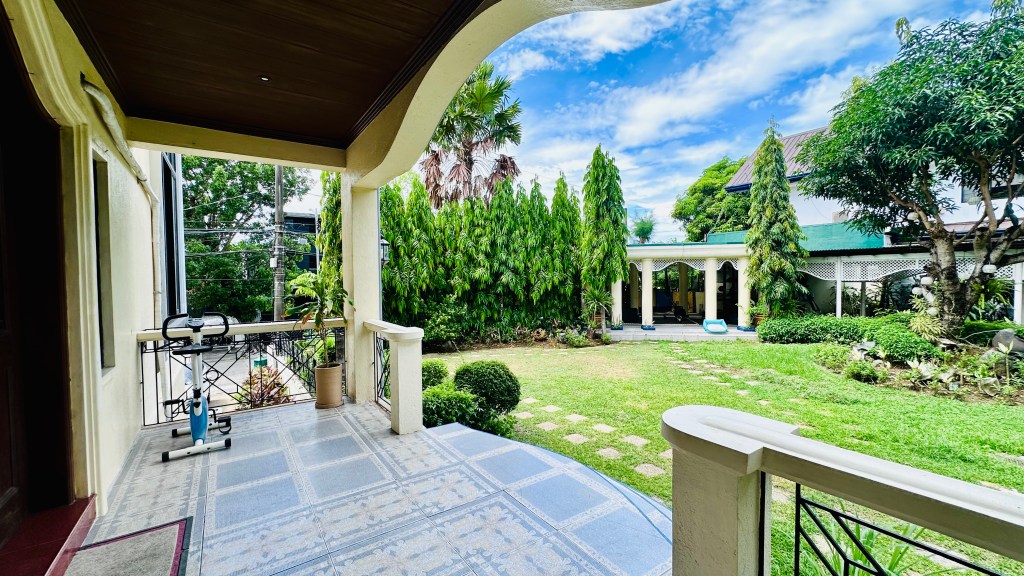 Ayala Alabang Village house for sale, 9 bedrooms
